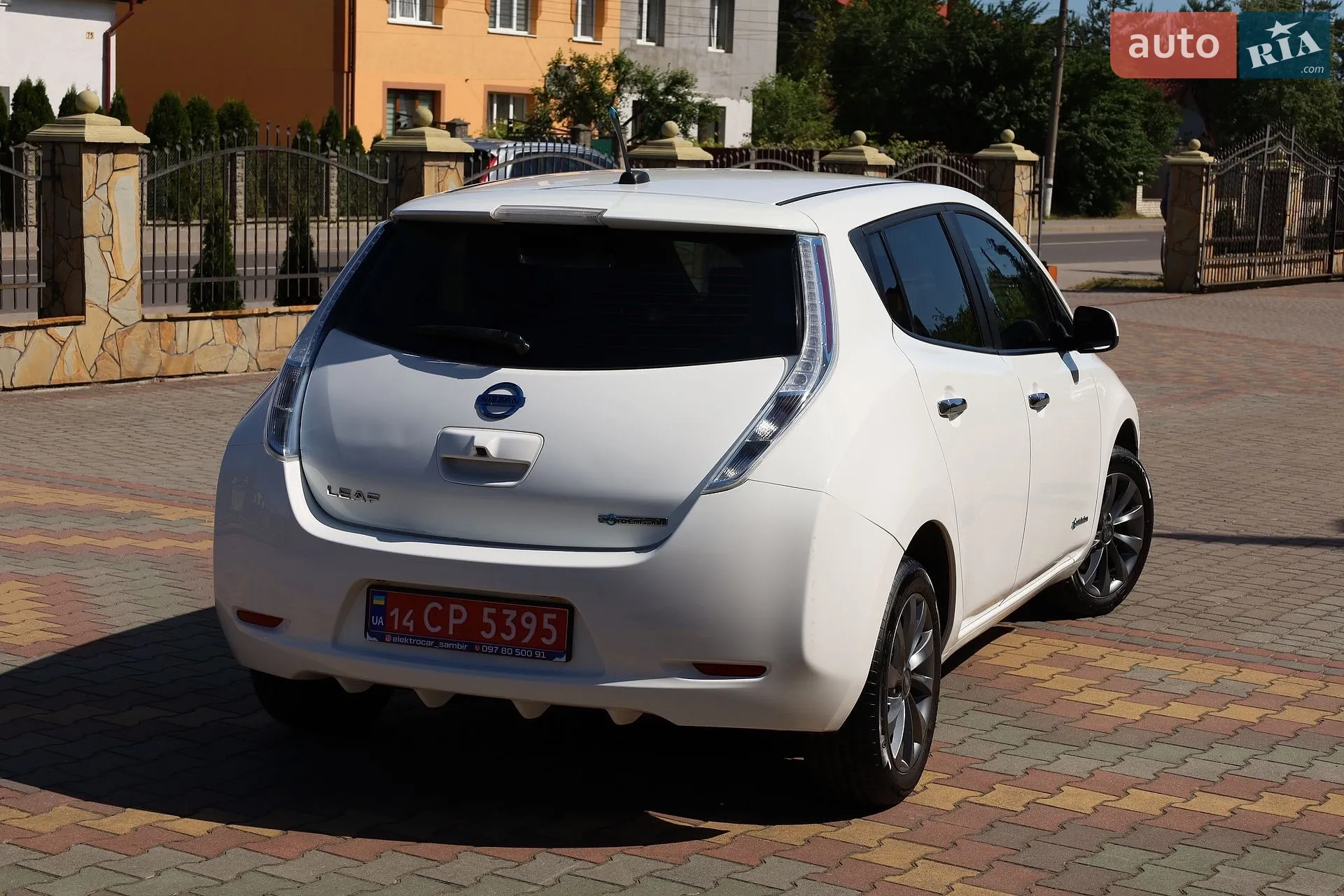 2013 Nissan Leaf - мініатюра 10