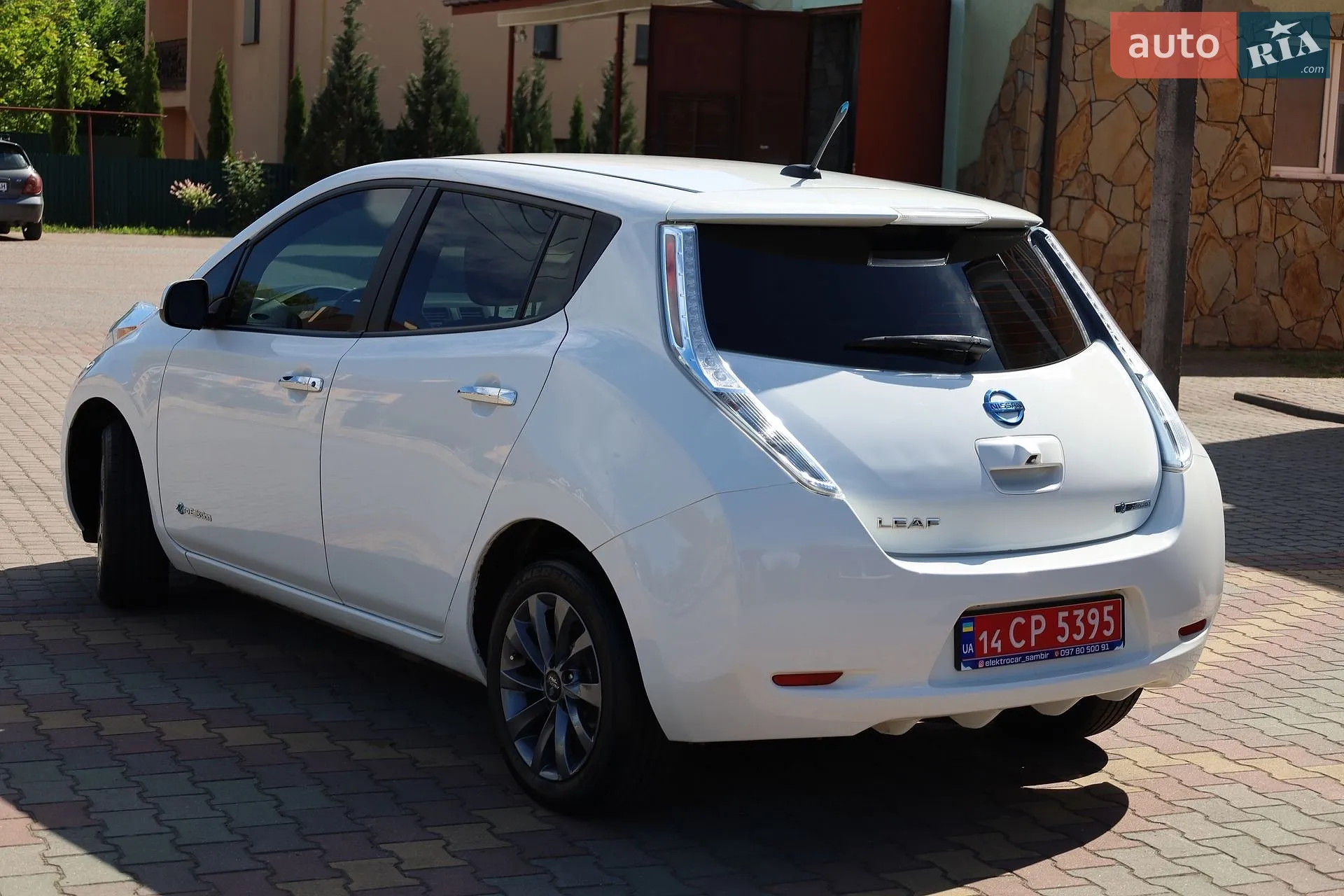 2013 Nissan Leaf - мініатюра 12