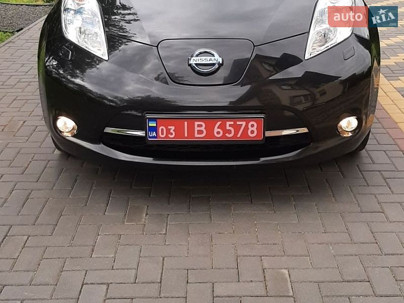 Хэтчбек Nissan Leaf 2016 в Луцке