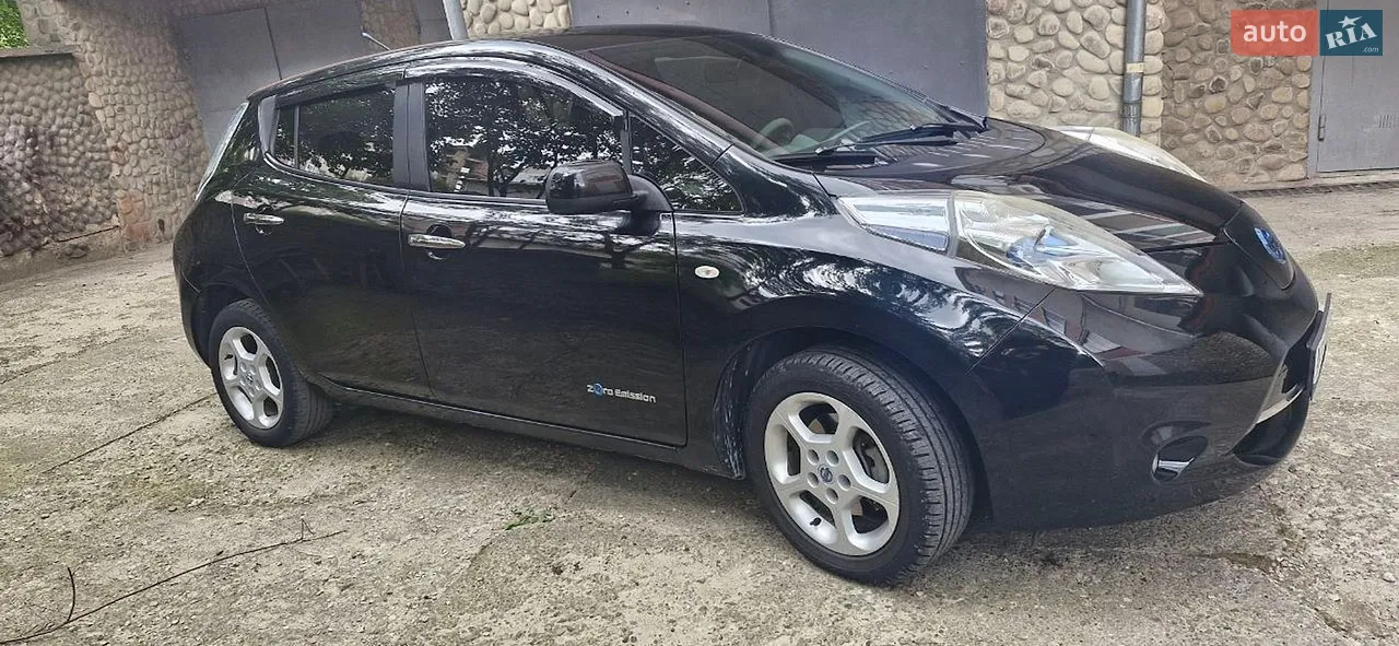 2011 Nissan Leaf - мініатюра 25
