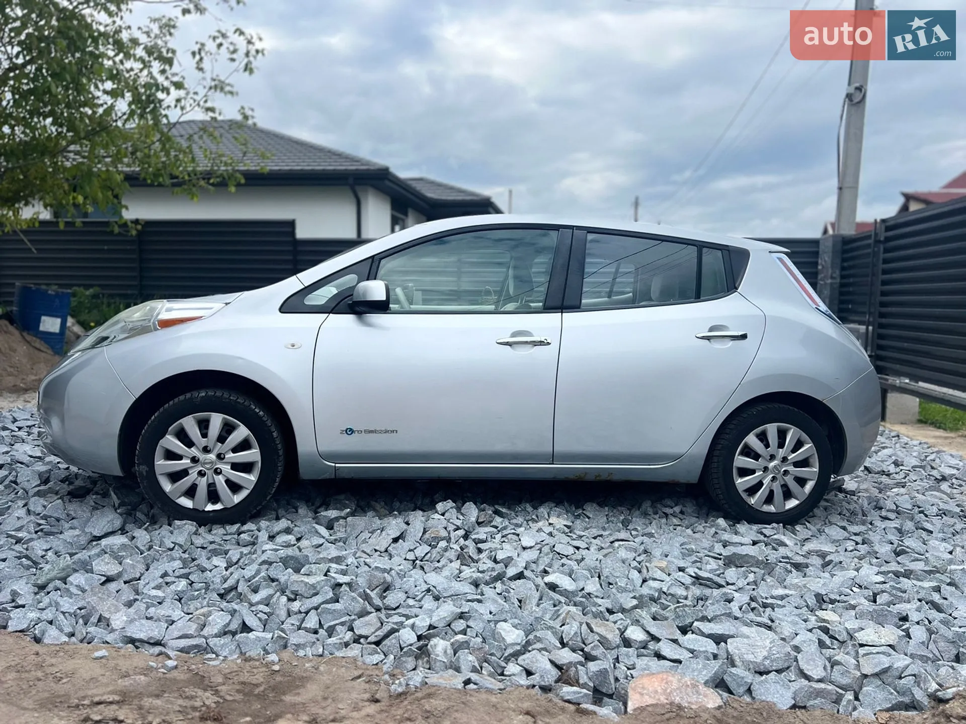 2011 Nissan Leaf - мініатюра 4