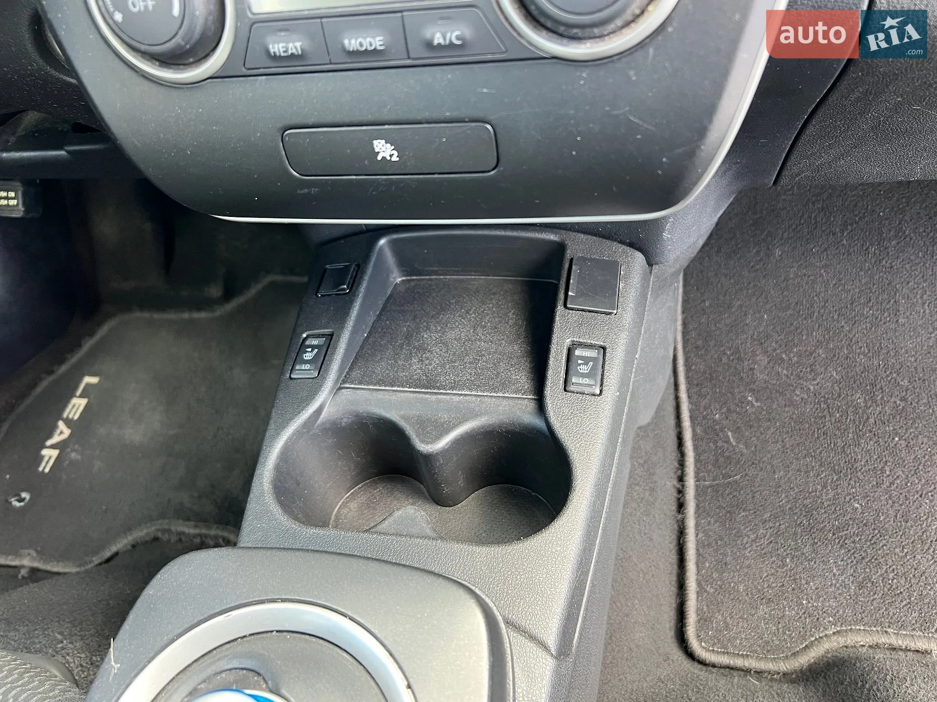 2014 Nissan Leaf - мініатюра 16