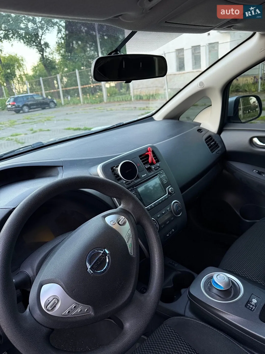 2015 Nissan Leaf - мініатюра 11