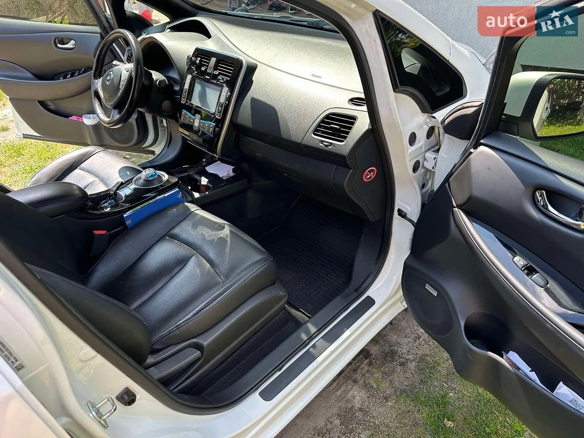2015 Nissan Leaf - мініатюра 12