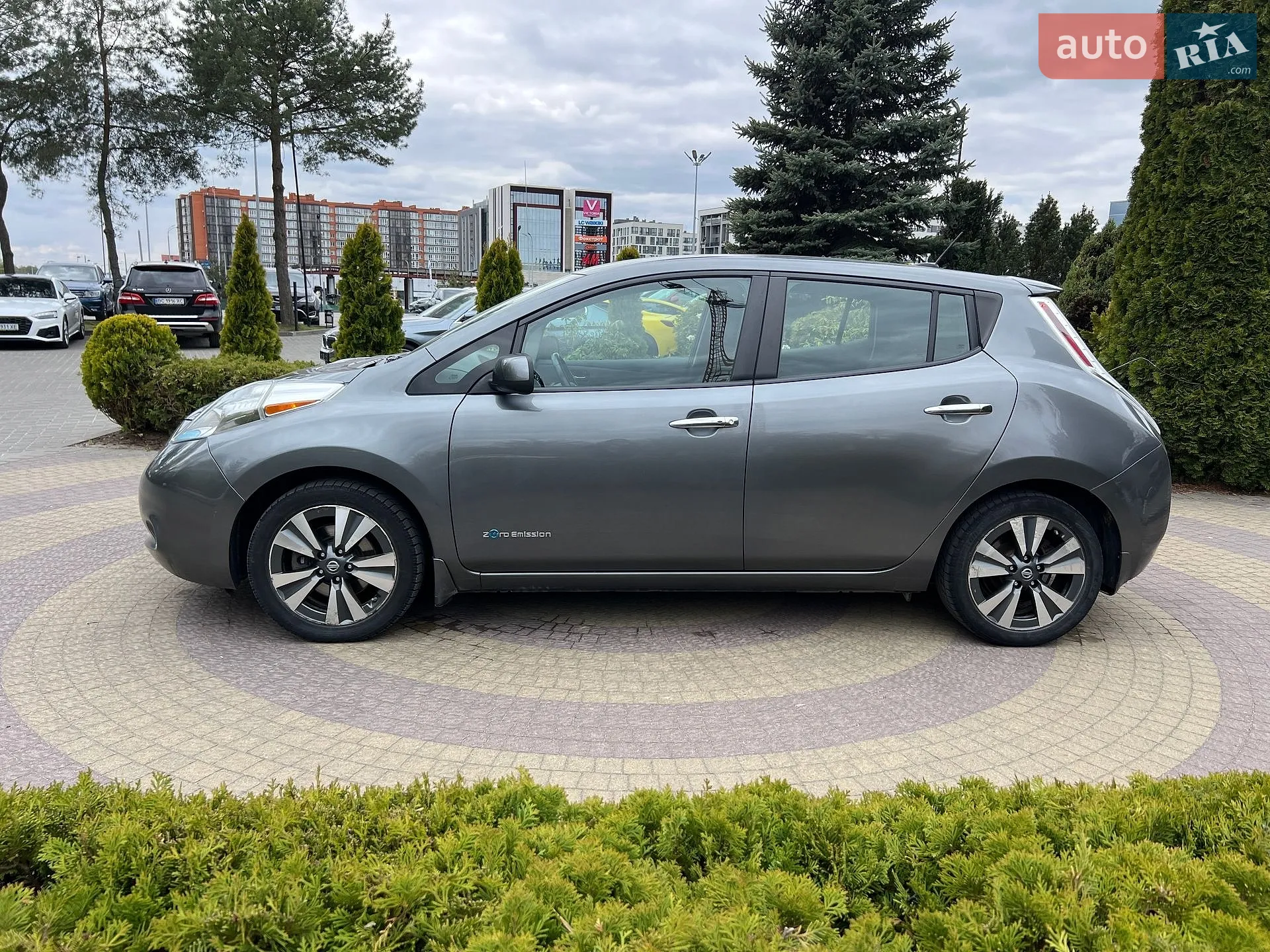 2016 Nissan Leaf - мініатюра 4