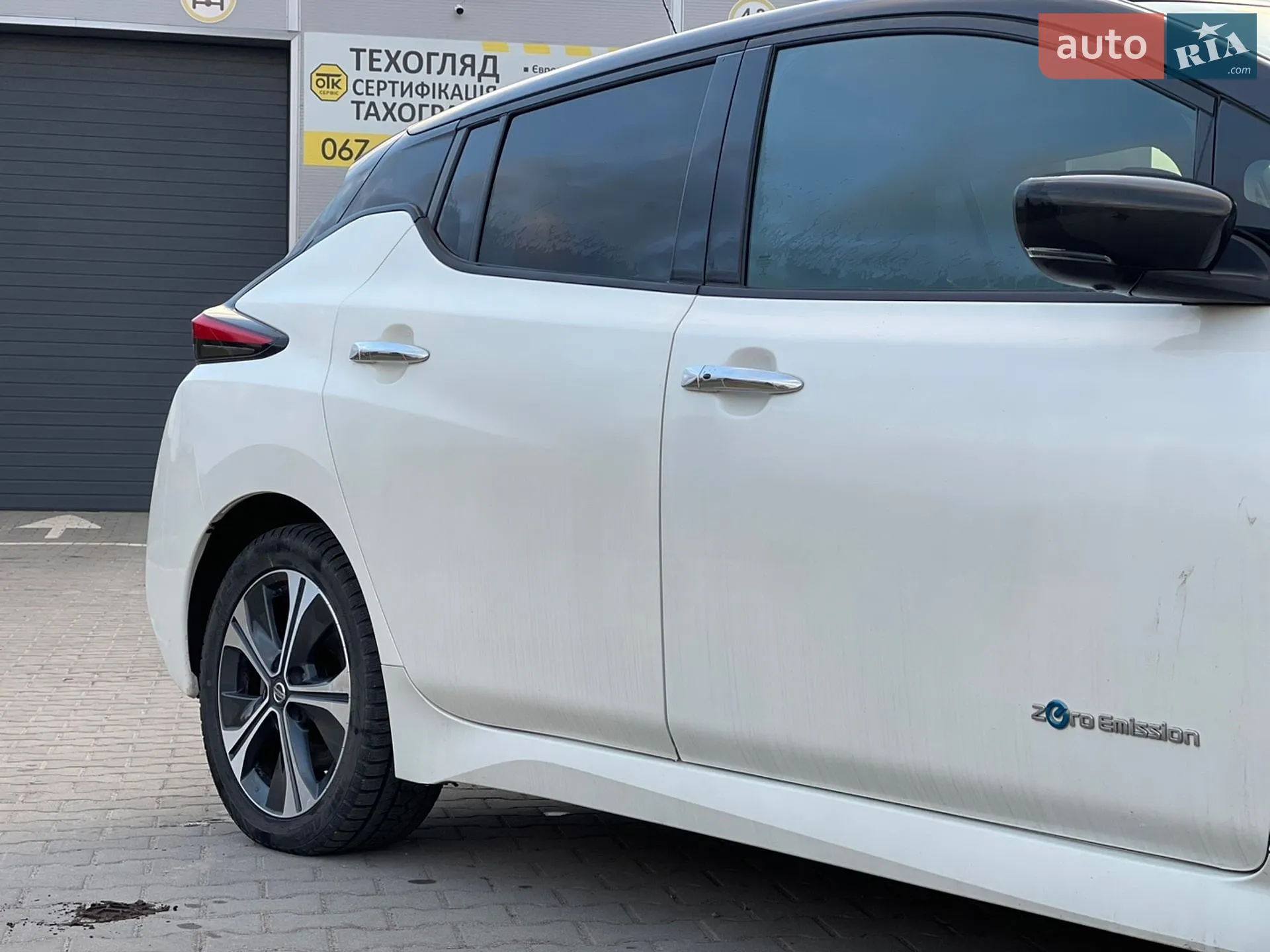 2020 Nissan Leaf - мініатюра 5