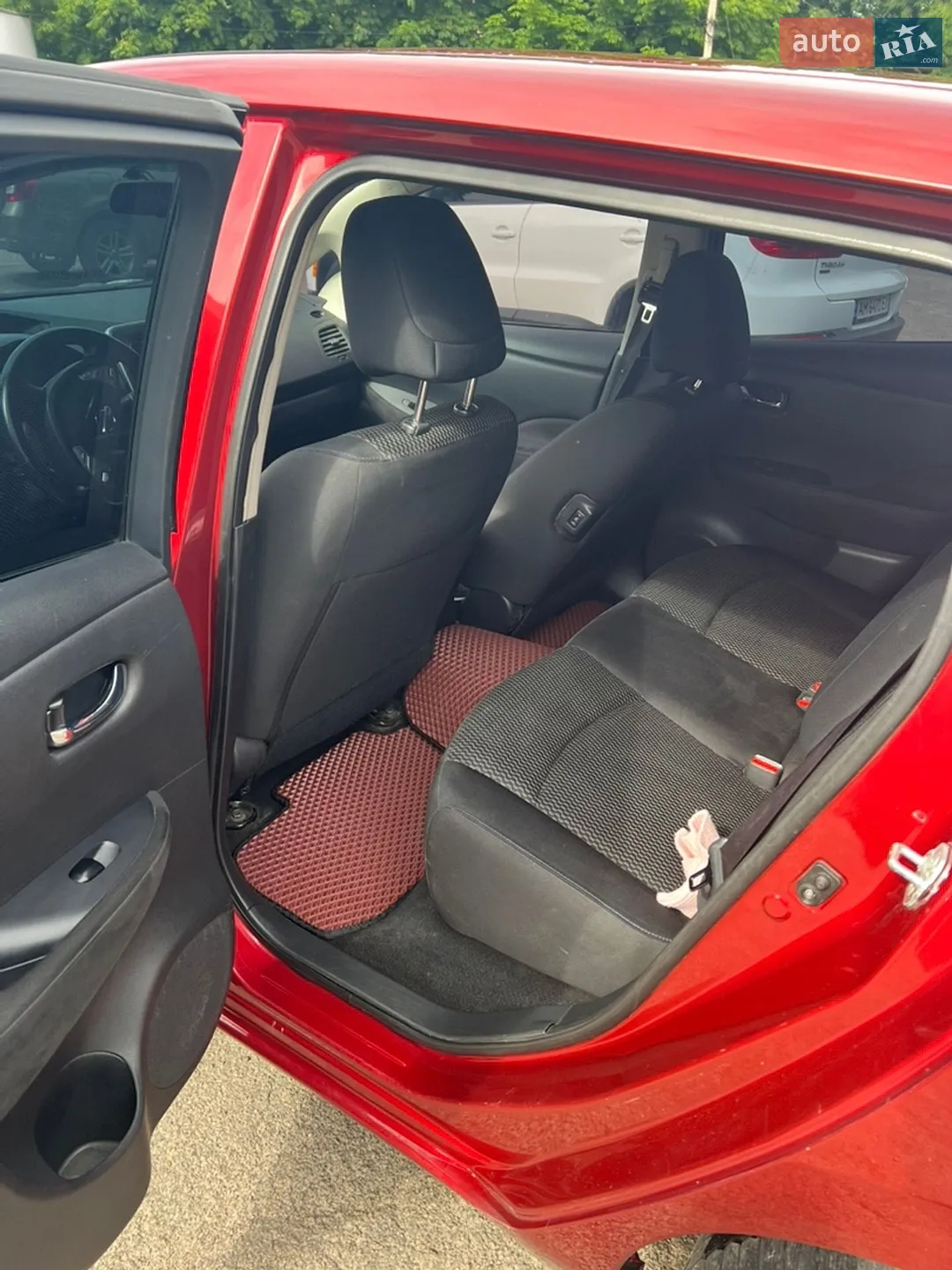 2015 Nissan Leaf - мініатюра 15