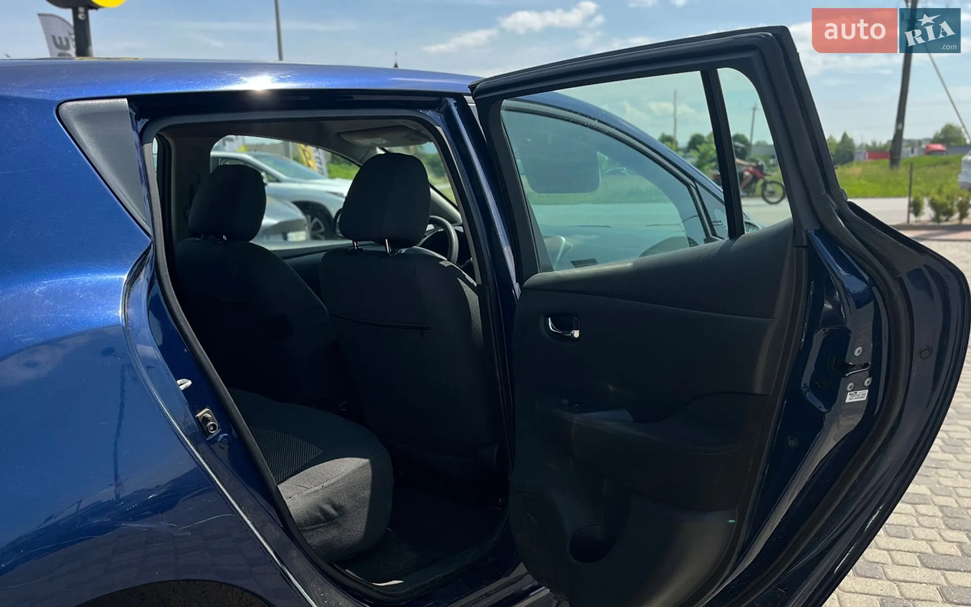 2016 Nissan Leaf - мініатюра 25