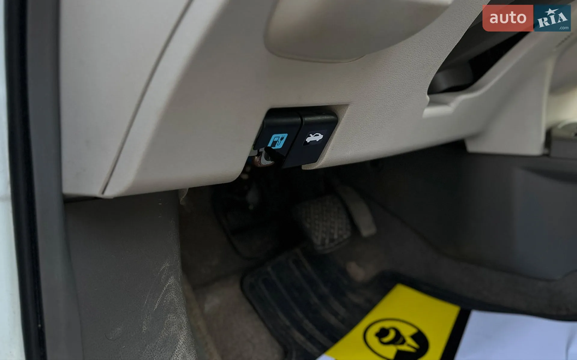 2012 Nissan Leaf - мініатюра 13