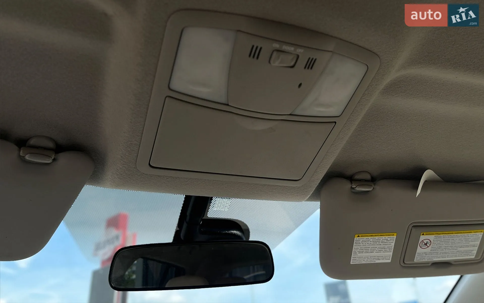 2012 Nissan Leaf - мініатюра 18