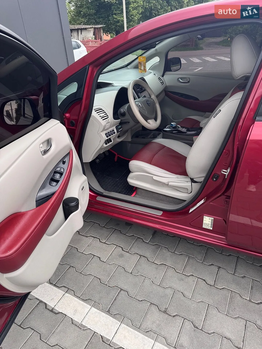 2014 Nissan Leaf - мініатюра 3