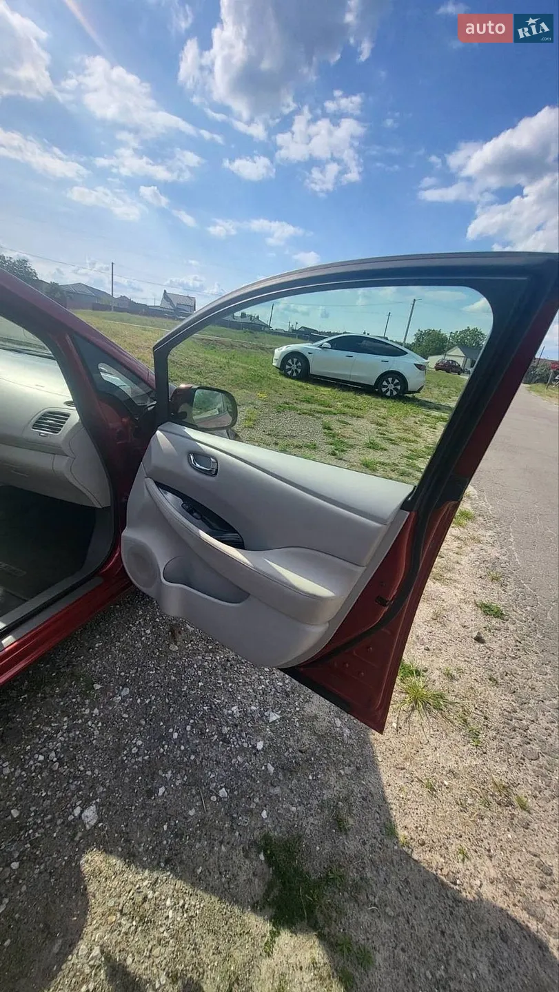 2012 Nissan Leaf - мініатюра 9