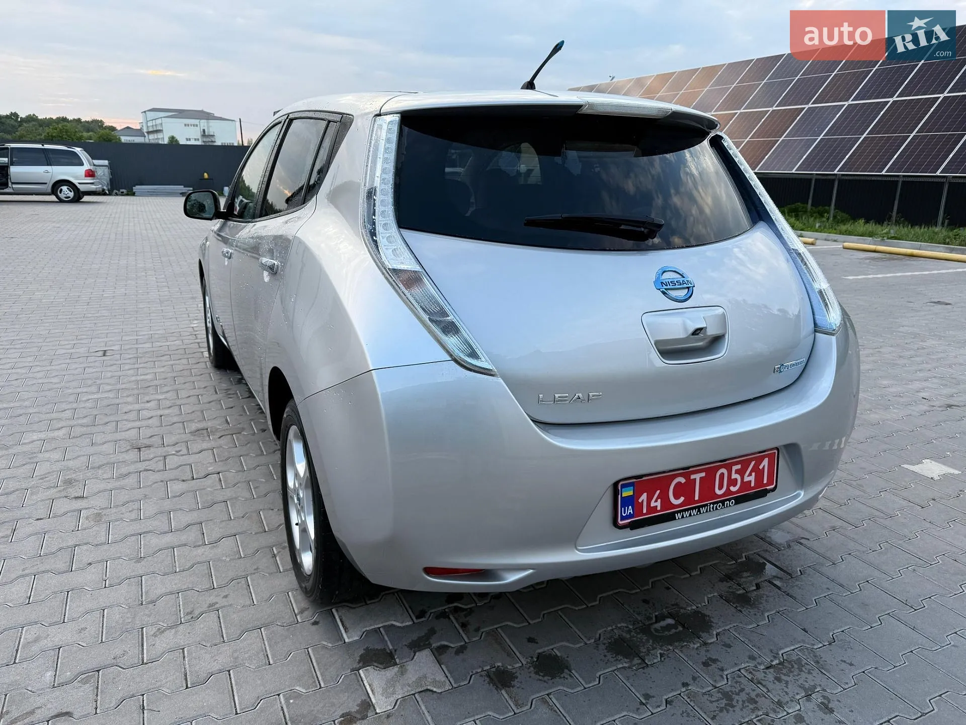 2012 Nissan Leaf - мініатюра 9