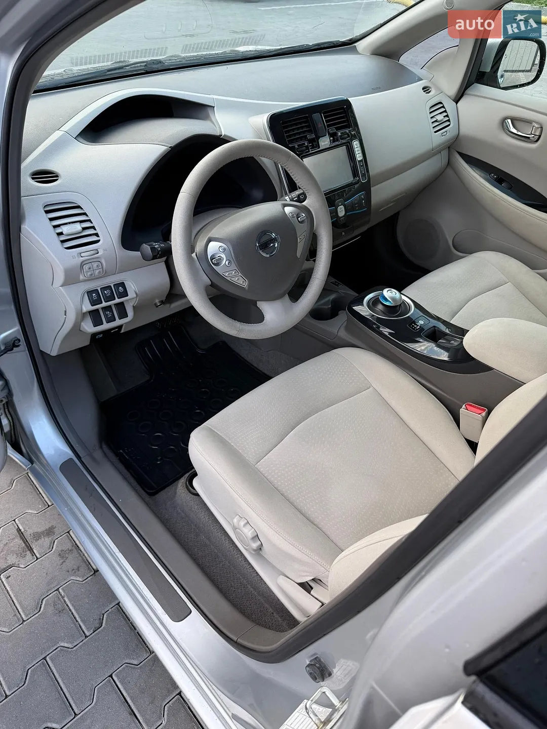 2012 Nissan Leaf - мініатюра 40