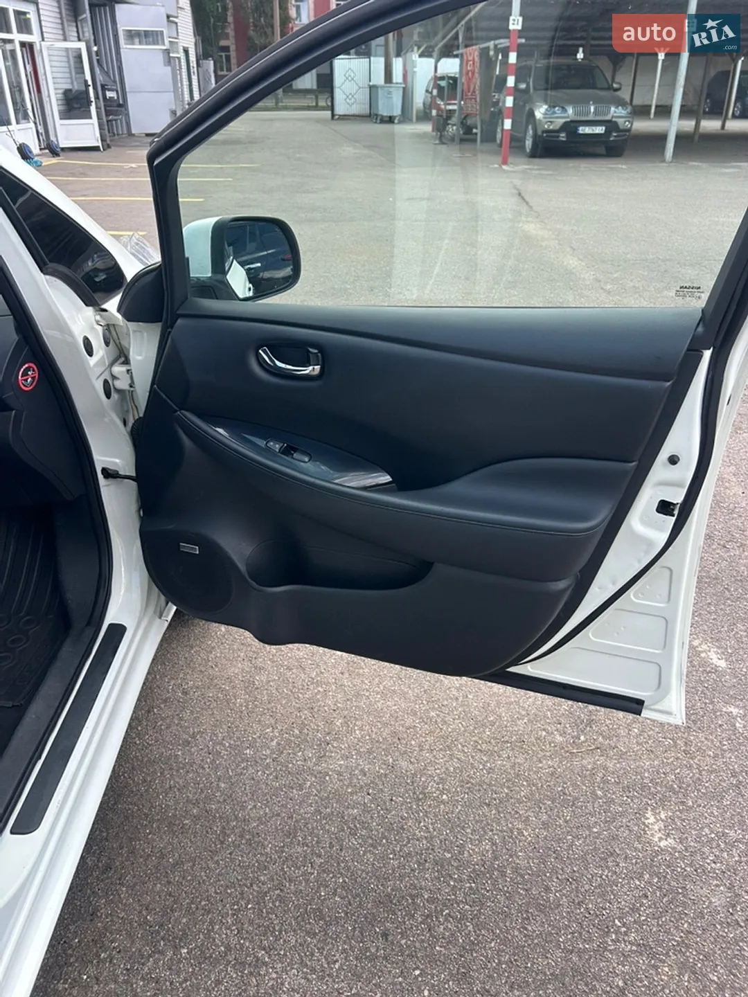 2014 Nissan Leaf - мініатюра 15