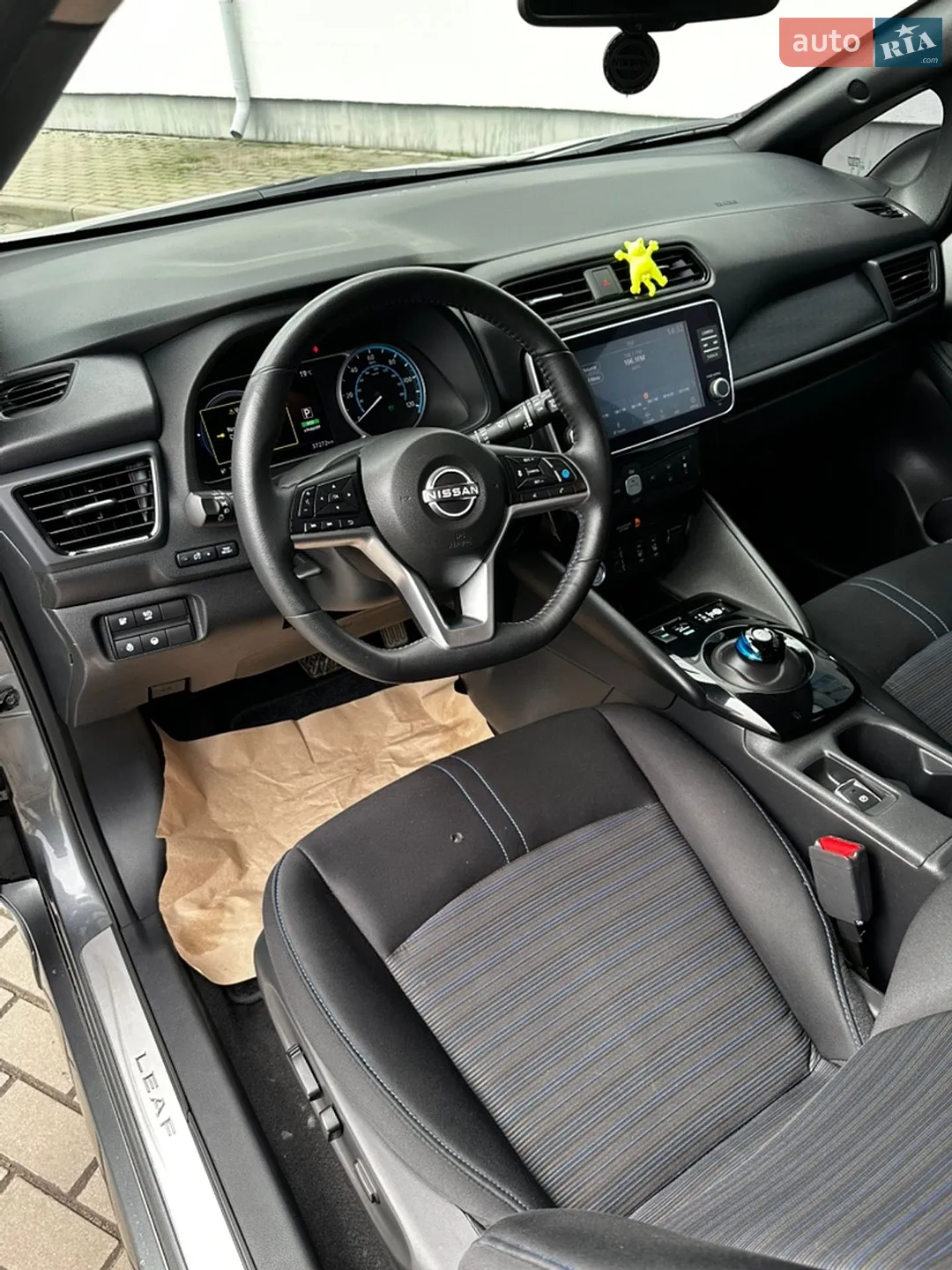 2023 Nissan Leaf - мініатюра 9