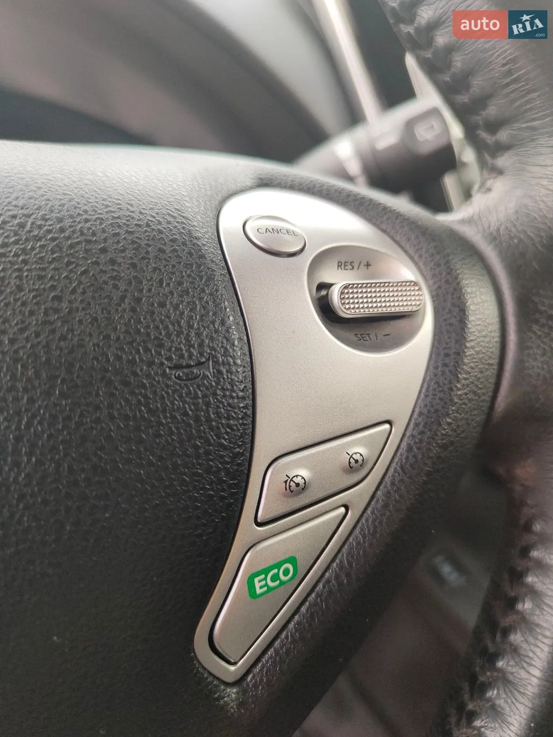 2014 Nissan Leaf - мініатюра 18