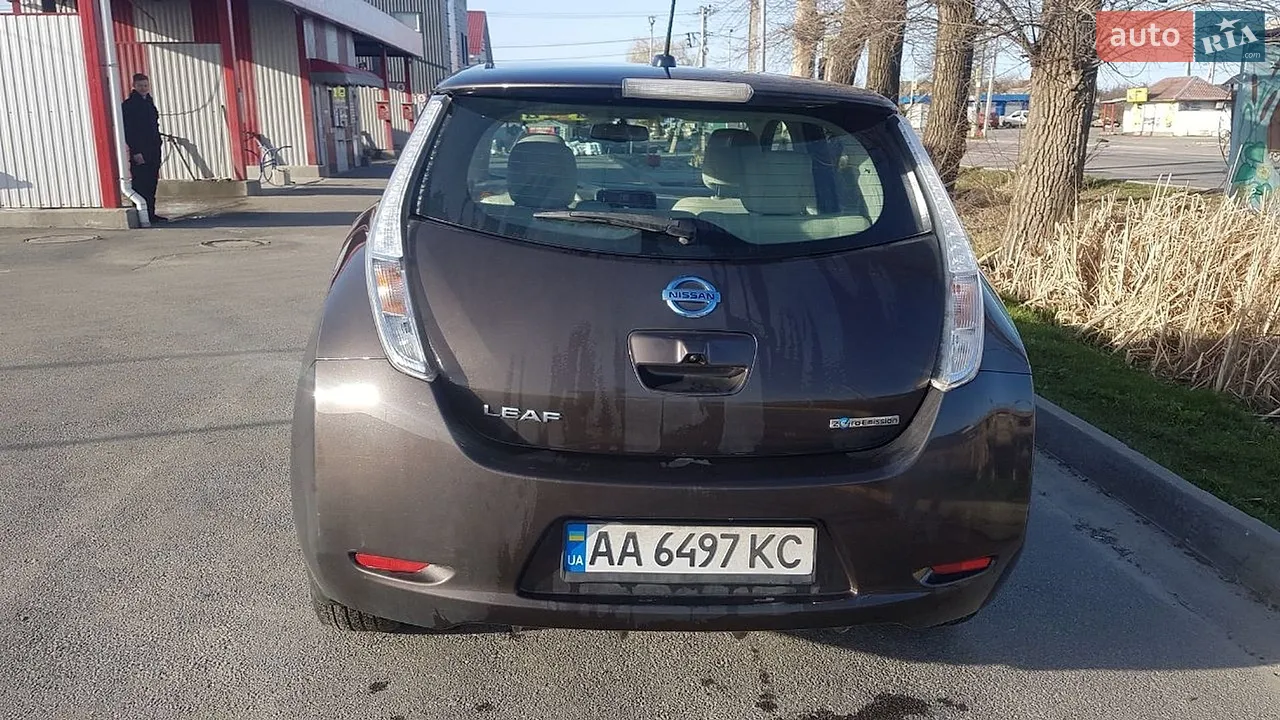 2016 Nissan Leaf - мініатюра 13