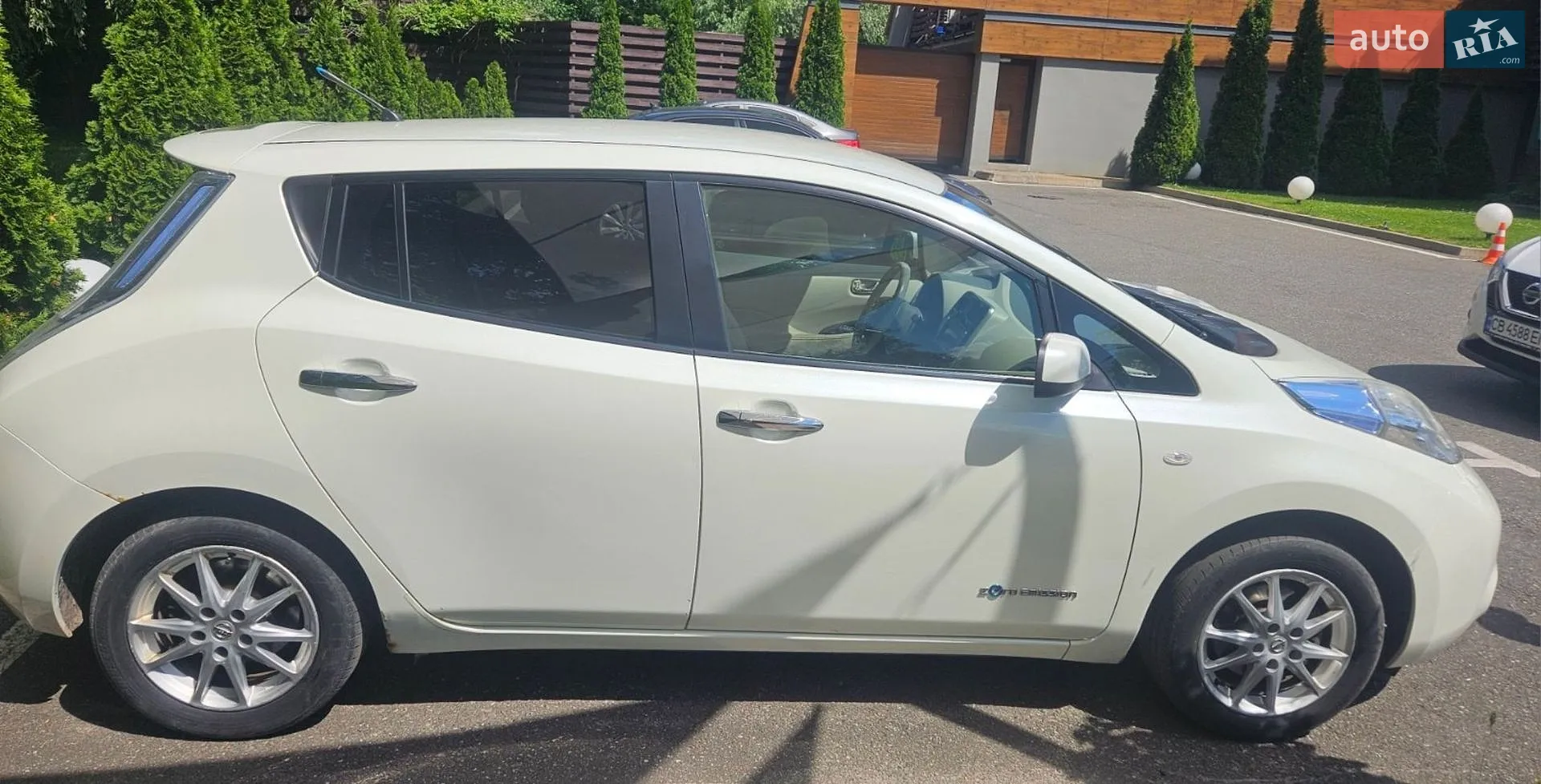 2011 Nissan Leaf - мініатюра 9