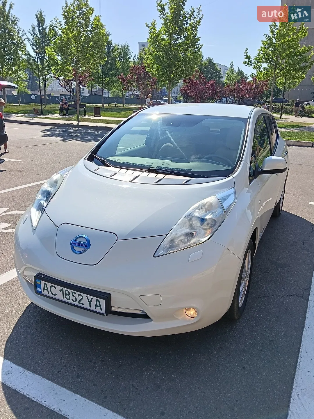 2011 Nissan Leaf - мініатюра 2