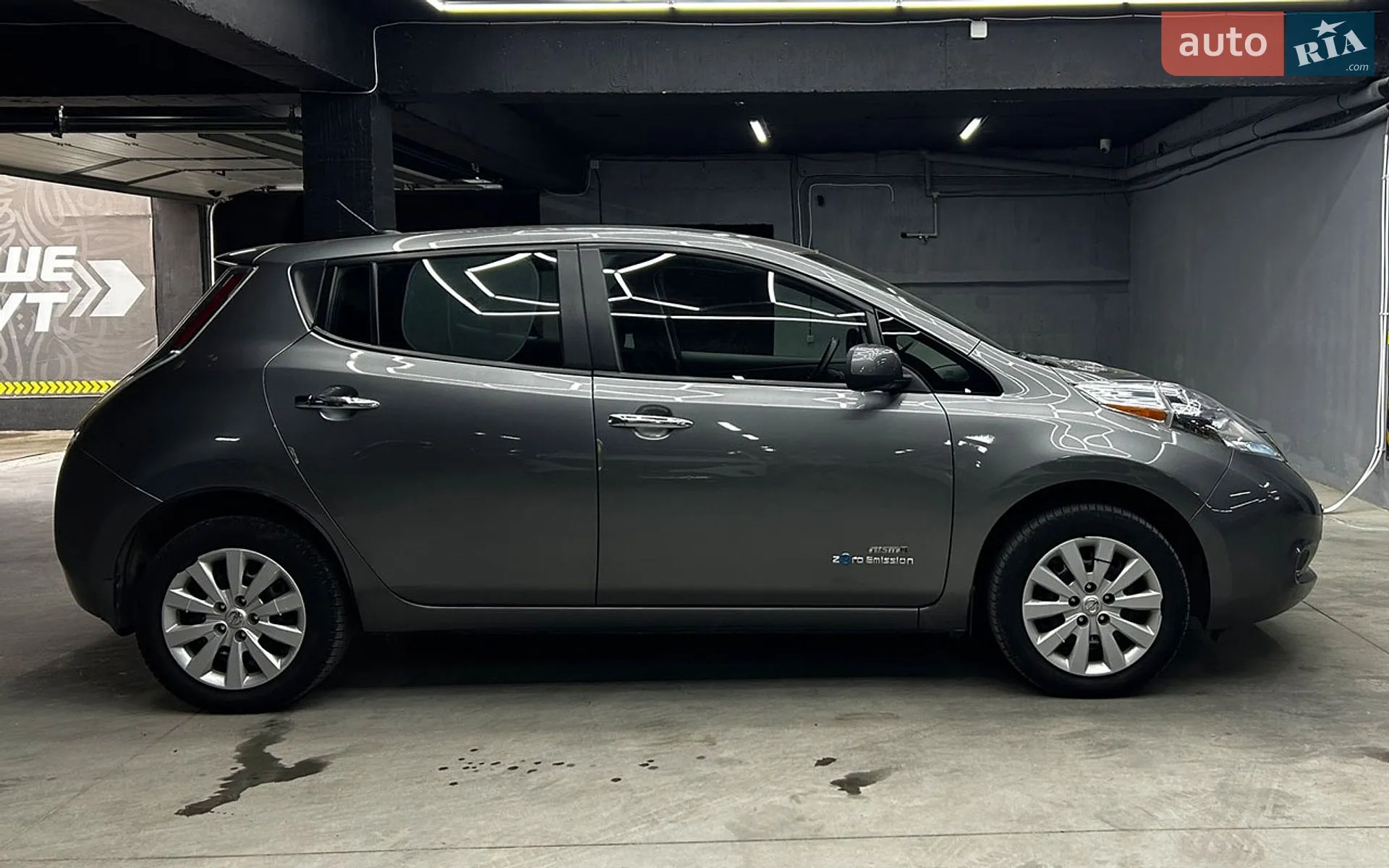 2015 Nissan Leaf - мініатюра 10