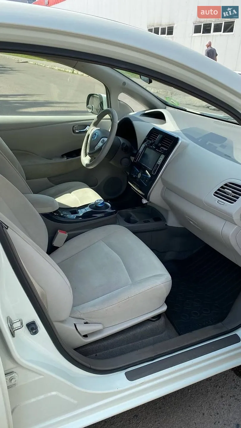 2012 Nissan Leaf - мініатюра 8