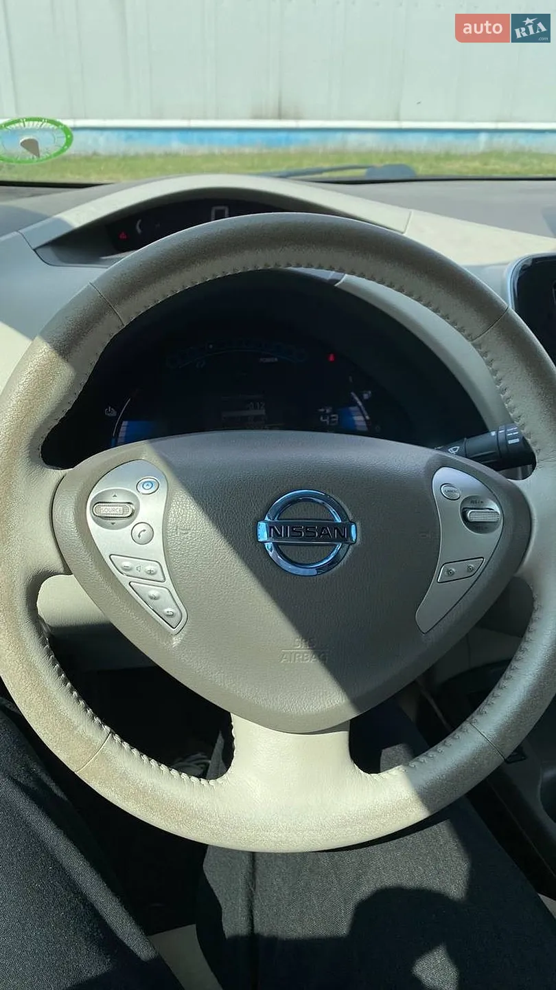 2012 Nissan Leaf - мініатюра 27