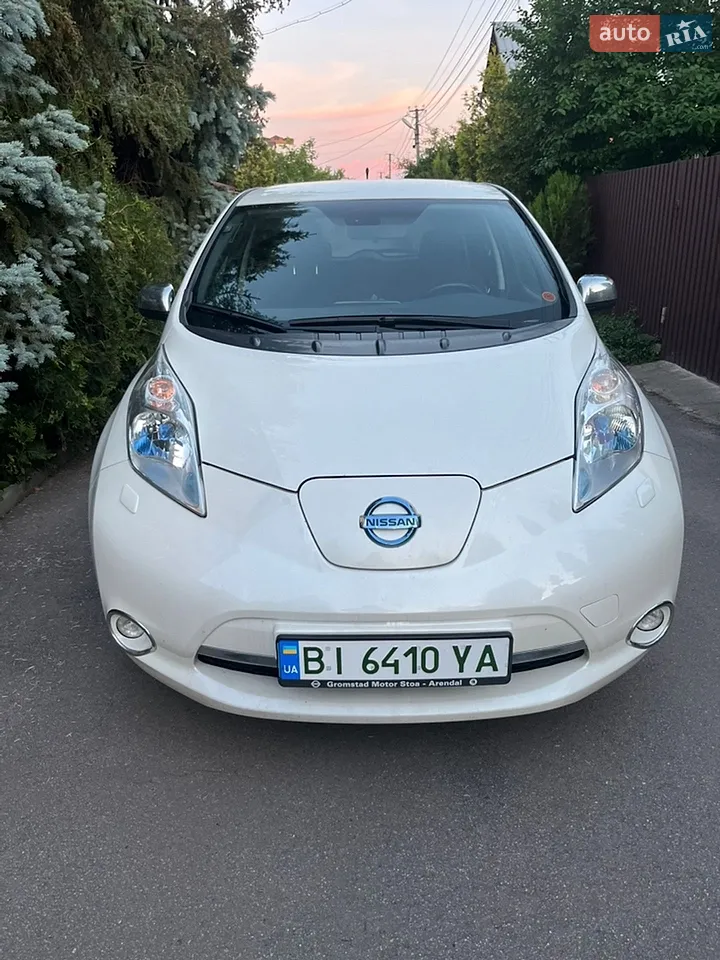 2015 Nissan Leaf - мініатюра 25