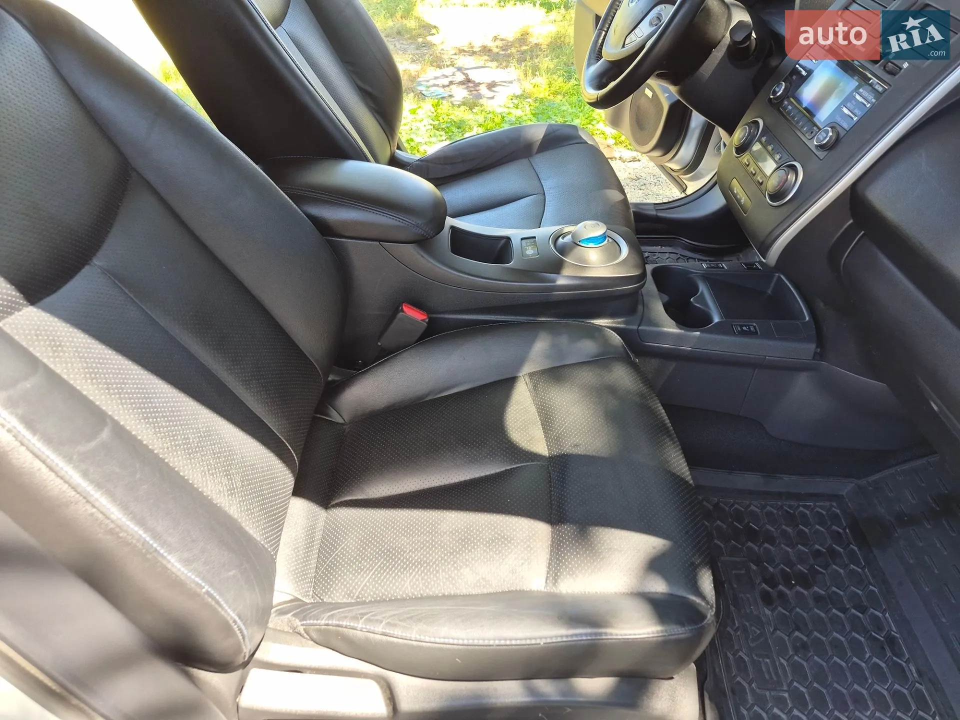 2015 Nissan Leaf - мініатюра 31