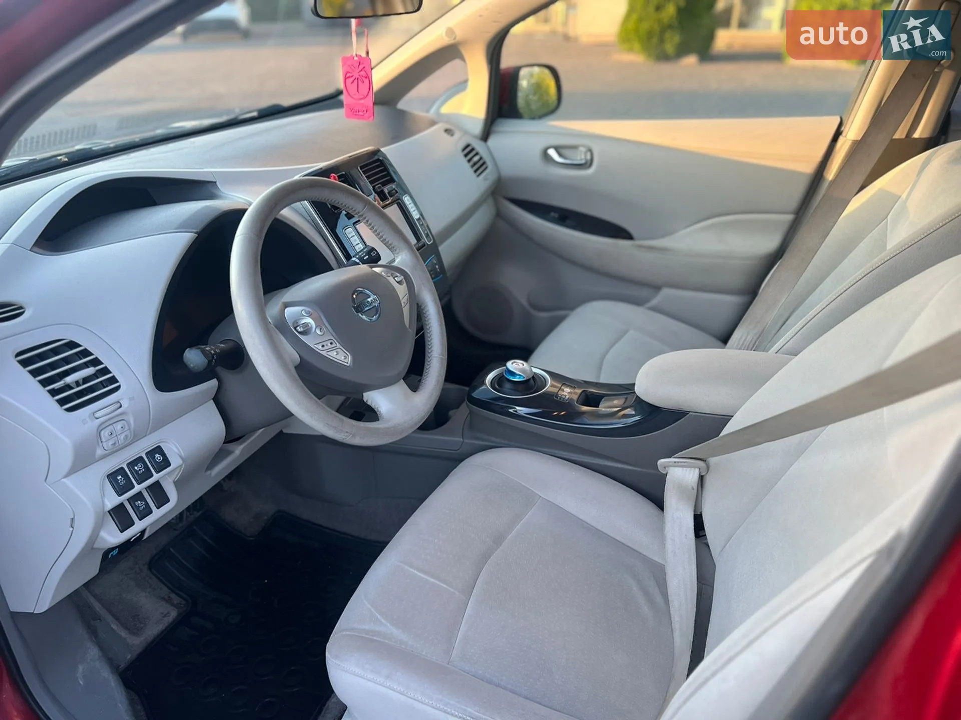 2012 Nissan Leaf - мініатюра 12