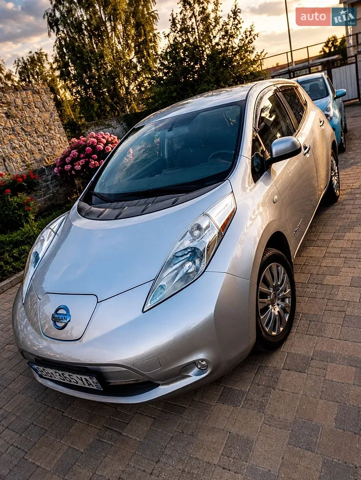 2014 Nissan Leaf - мініатюра 18