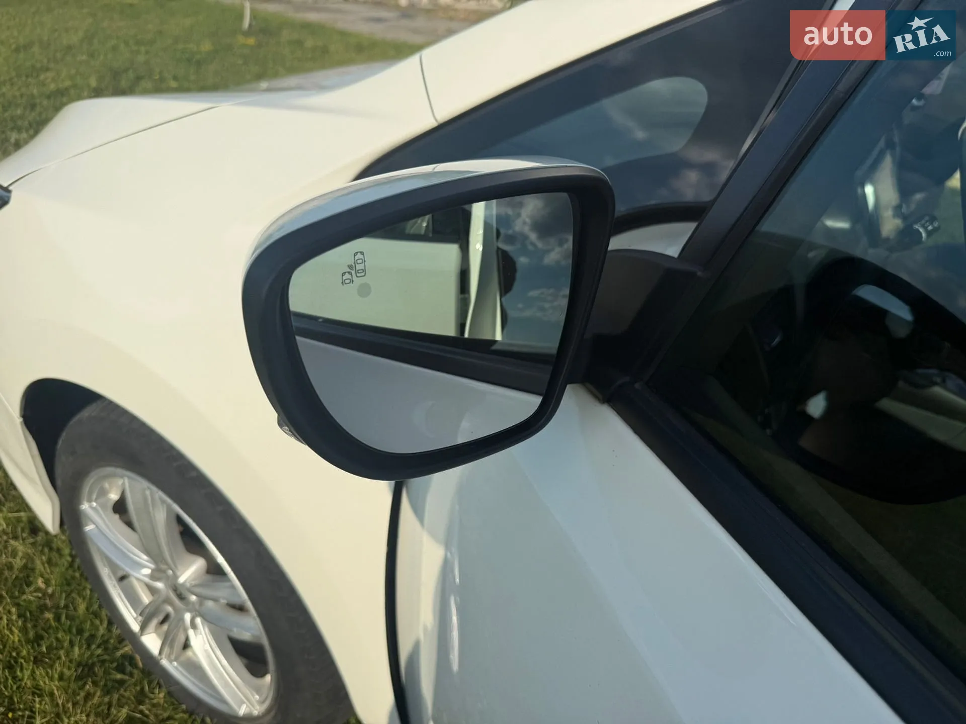 2020 Nissan Leaf - мініатюра 17
