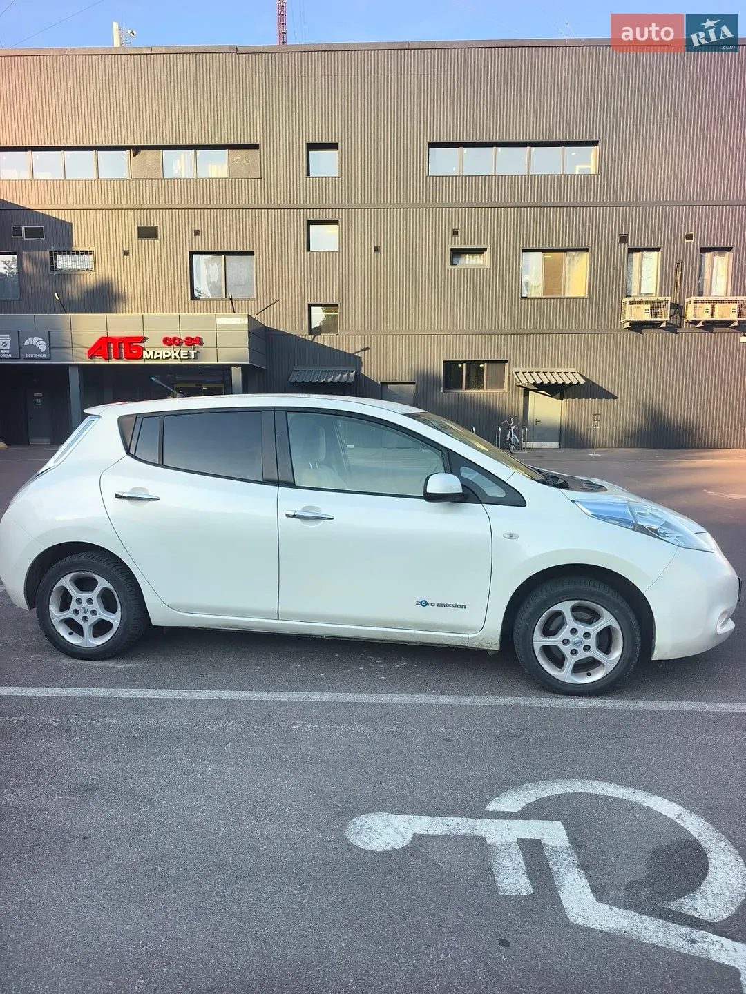 2012 Nissan Leaf - мініатюра 4