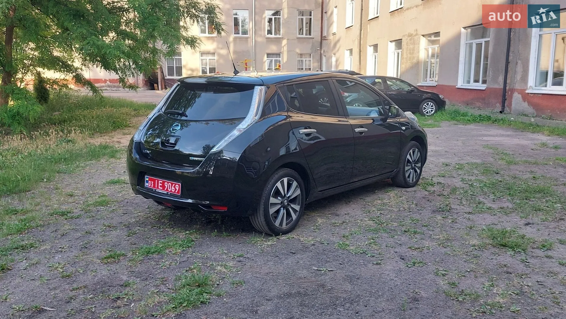 2017 Nissan Leaf - мініатюра 11