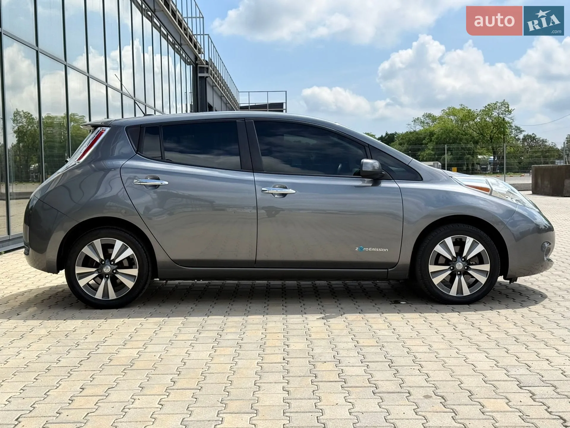 2015 Nissan Leaf - мініатюра 5