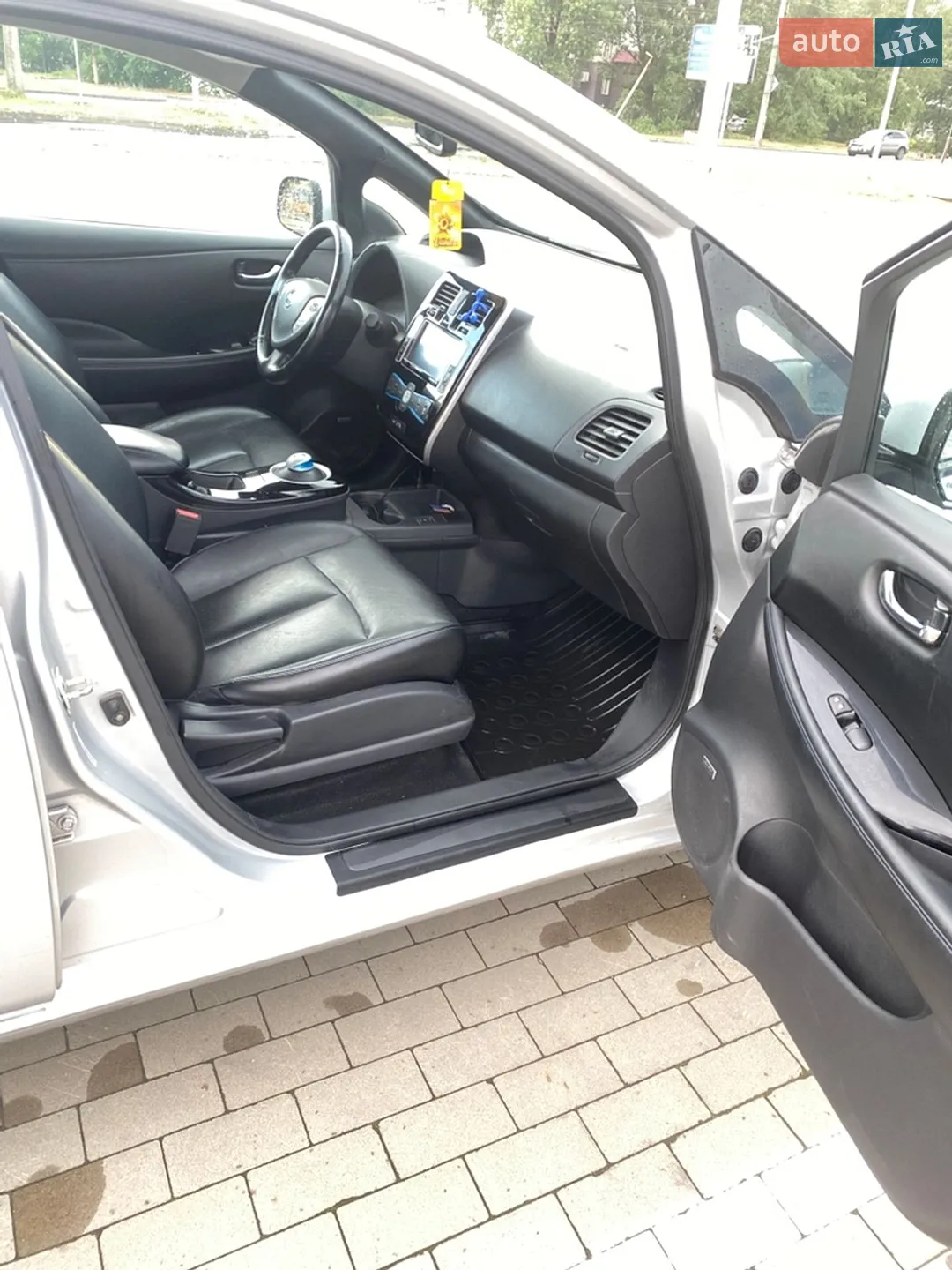 2013 Nissan Leaf - мініатюра 16