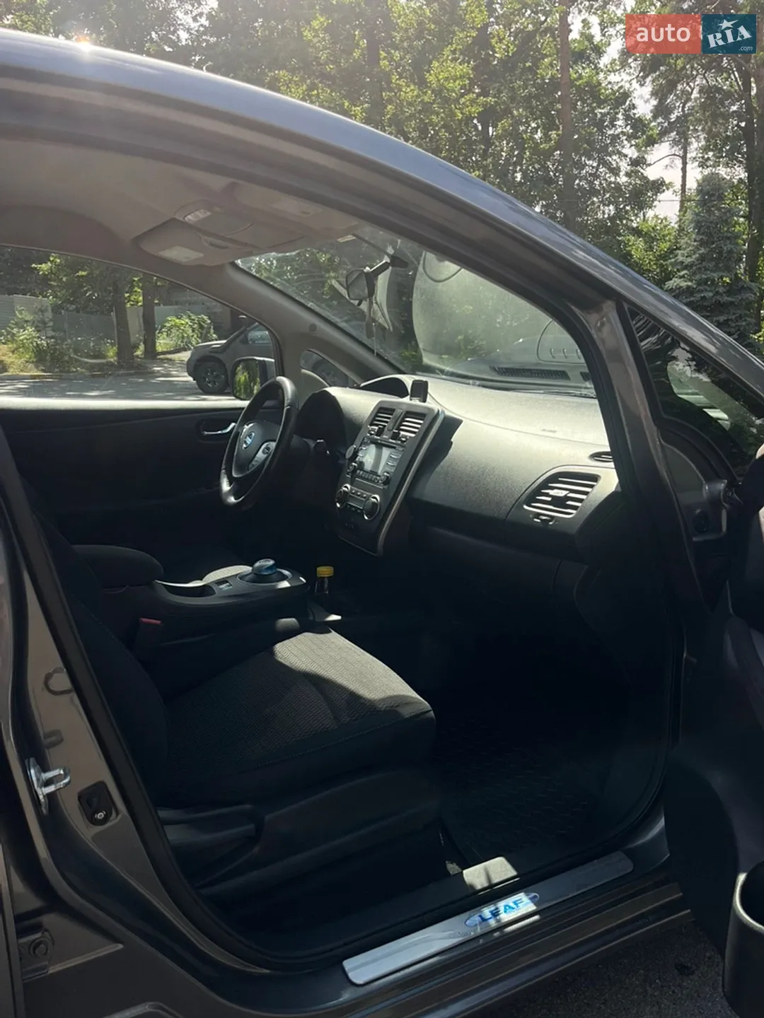 2015 Nissan Leaf - мініатюра 14