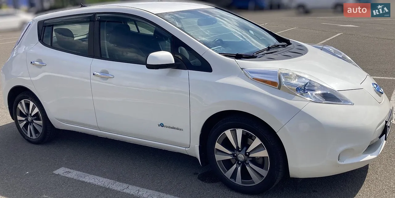 2016 Nissan Leaf - мініатюра 15