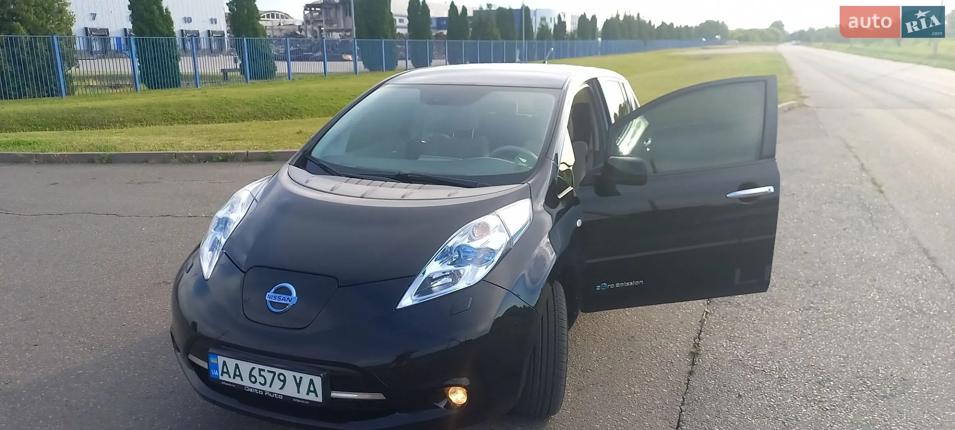 2012 Nissan Leaf - мініатюра 2