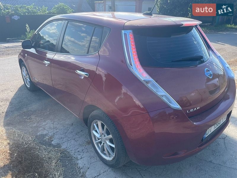 Хетчбек Nissan Leaf 2012 в Кропивницькому