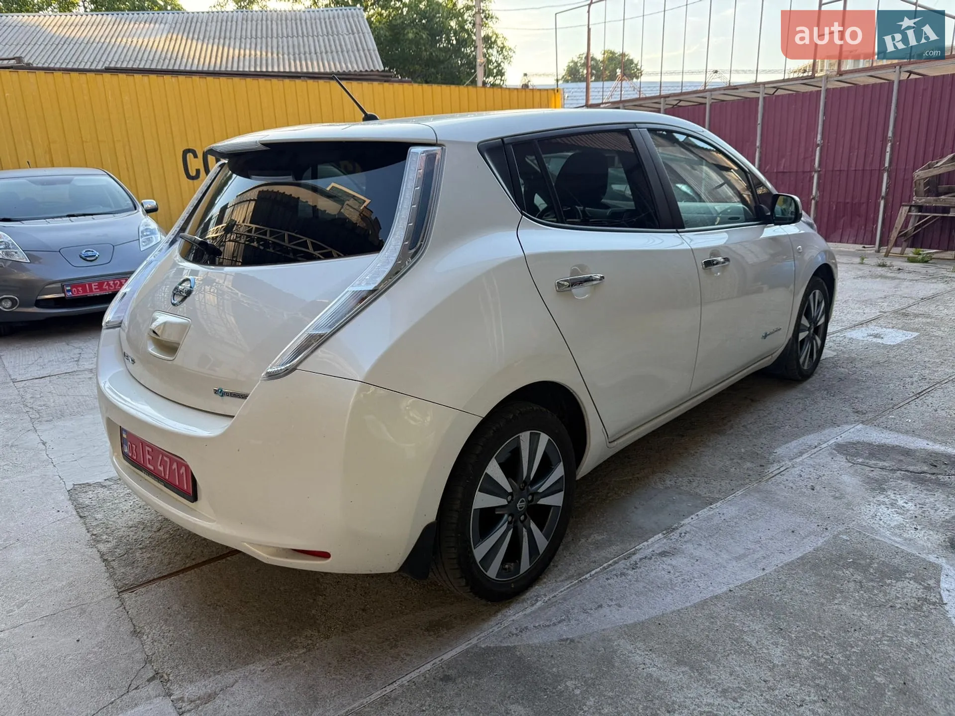 2014 Nissan Leaf - мініатюра 32