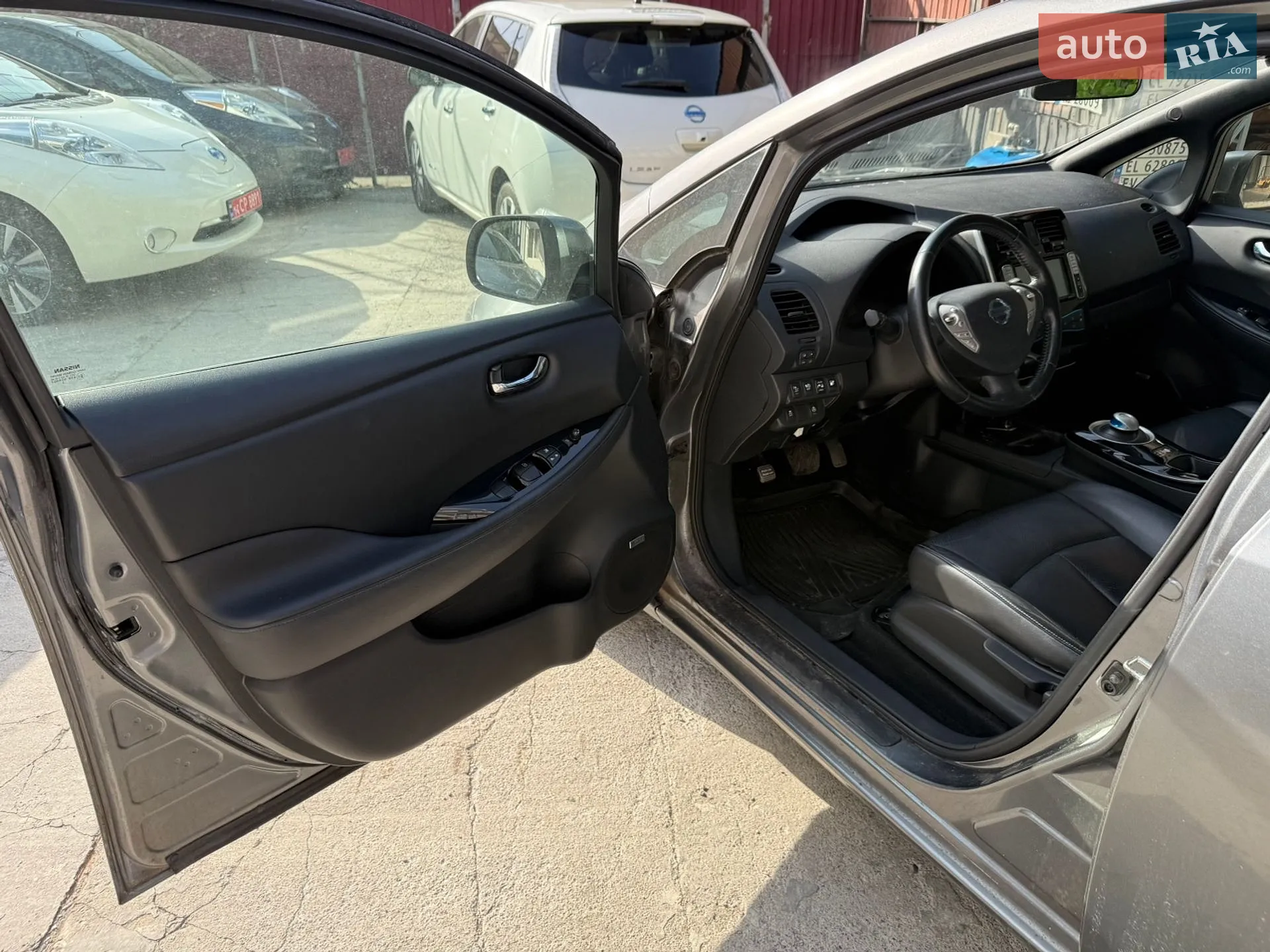 2013 Nissan Leaf - мініатюра 16