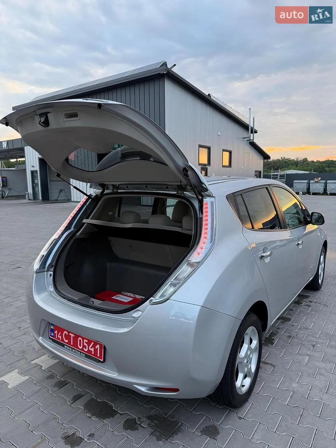 2012 Nissan Leaf - мініатюра 27