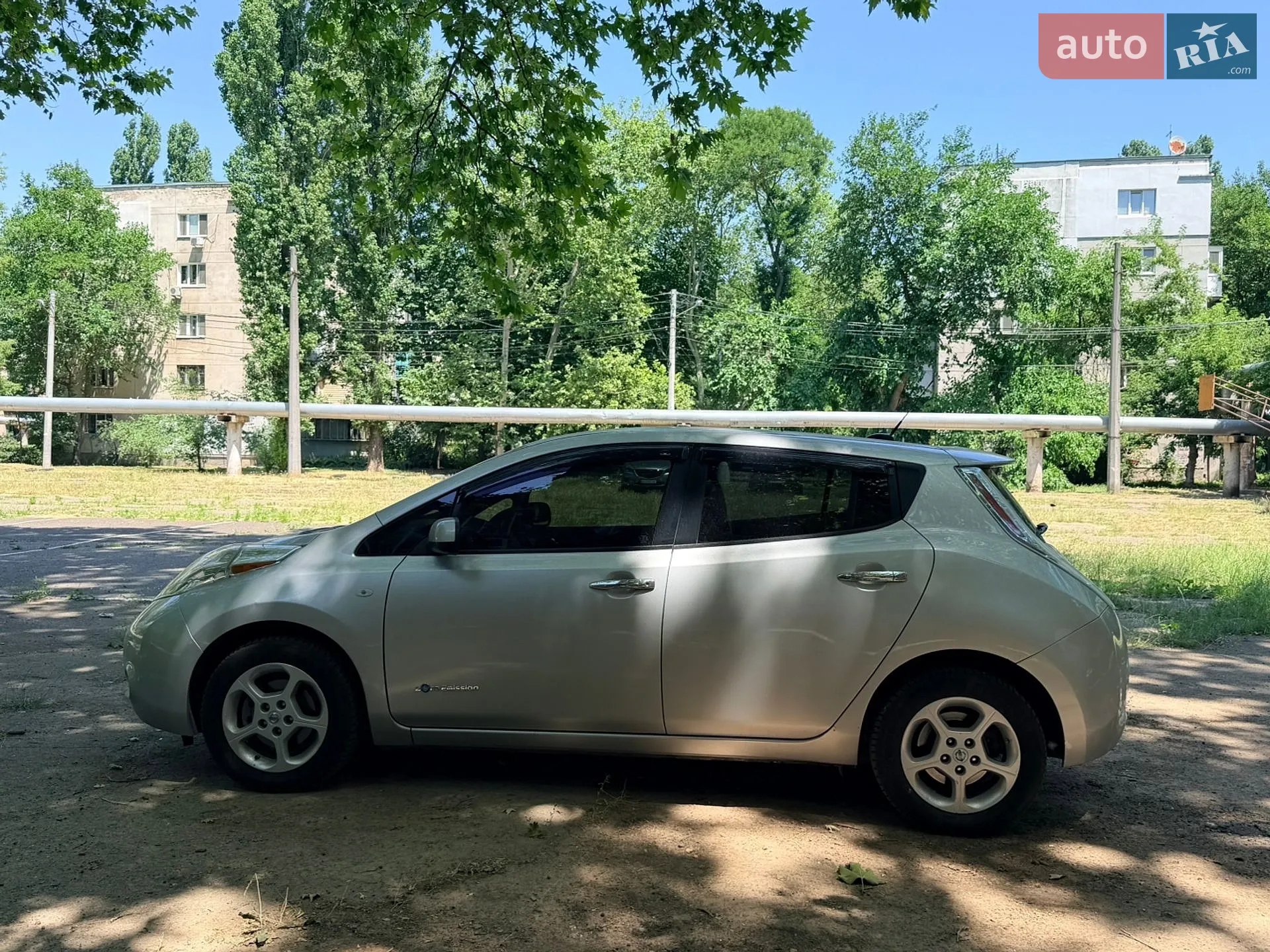 2010 Nissan Leaf - мініатюра 4