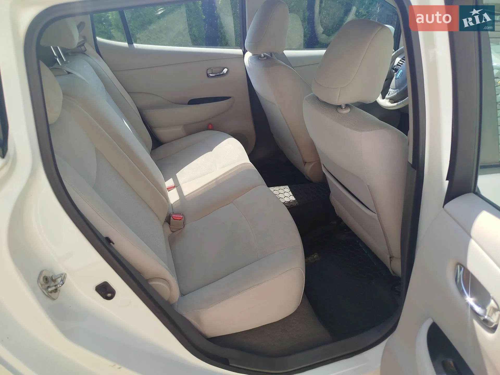 2014 Nissan Leaf - мініатюра 6