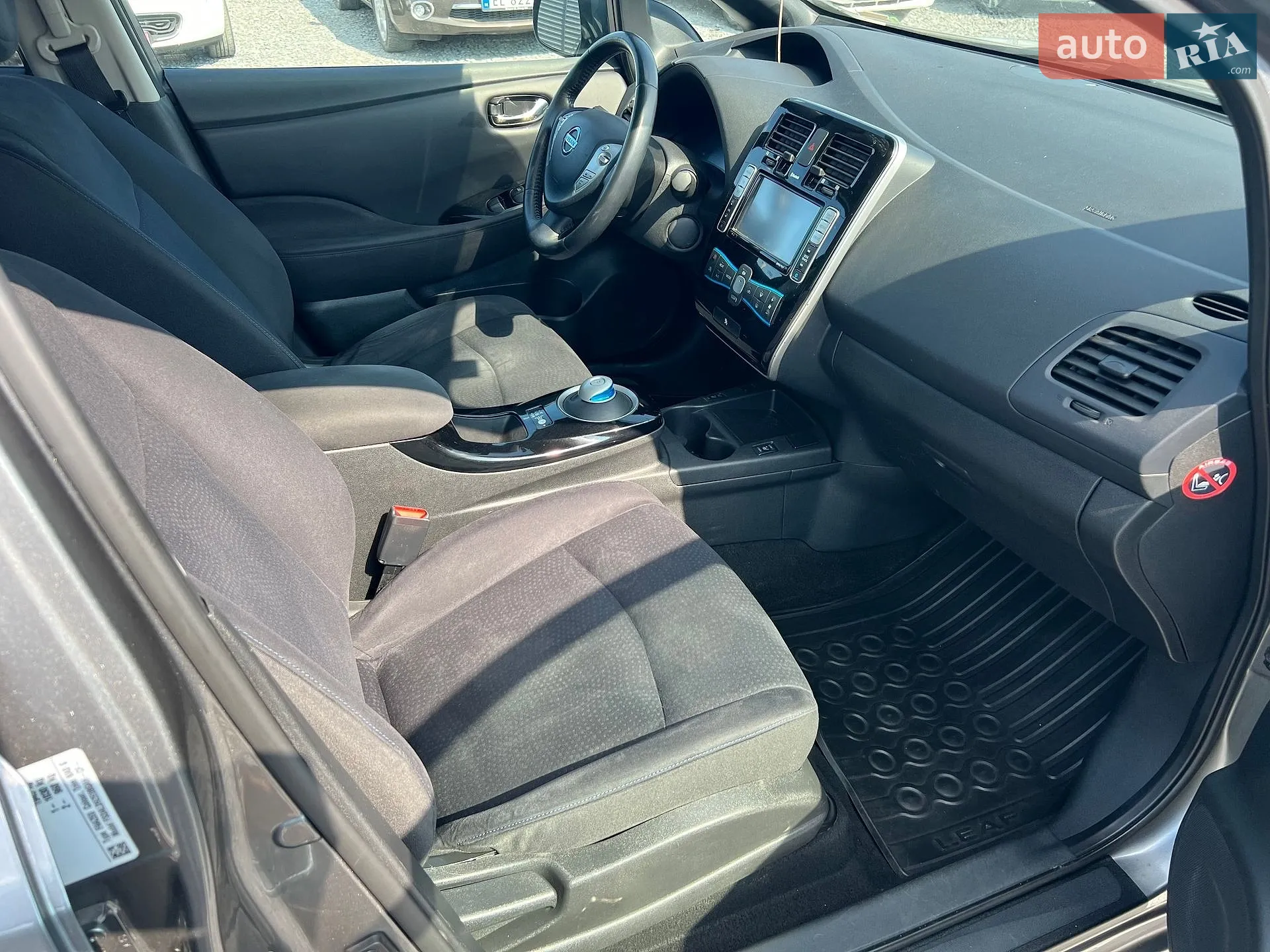 2014 Nissan Leaf - мініатюра 13