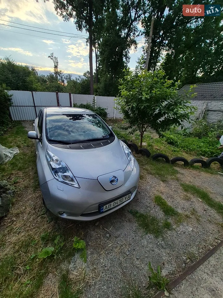 2011 Nissan Leaf - мініатюра 20
