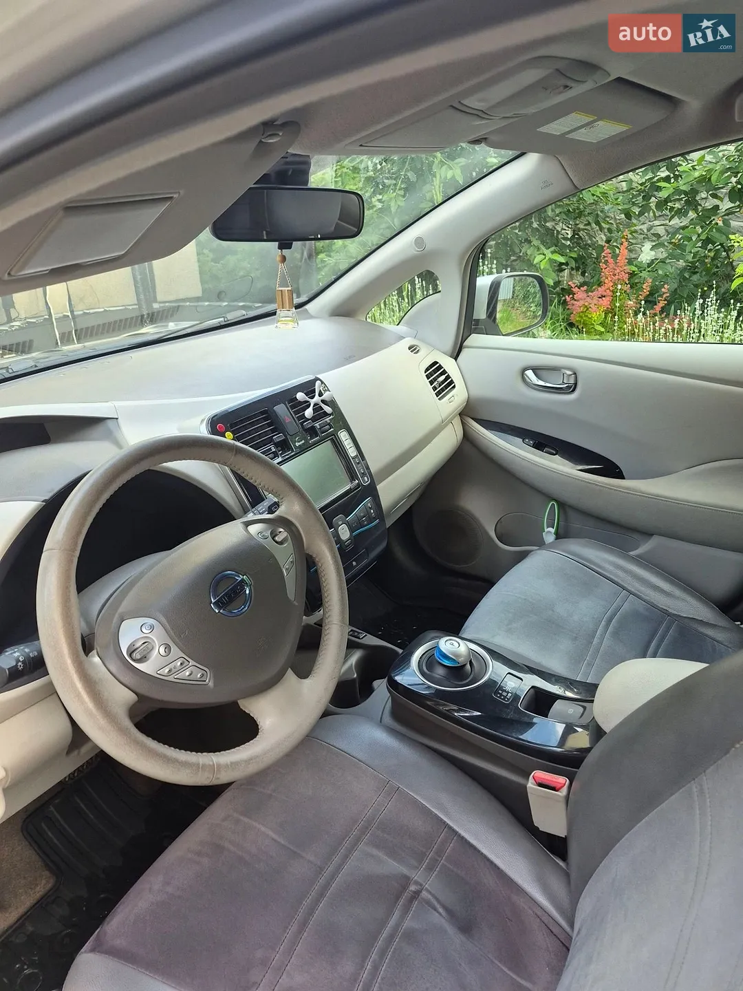 2012 Nissan Leaf - мініатюра 5