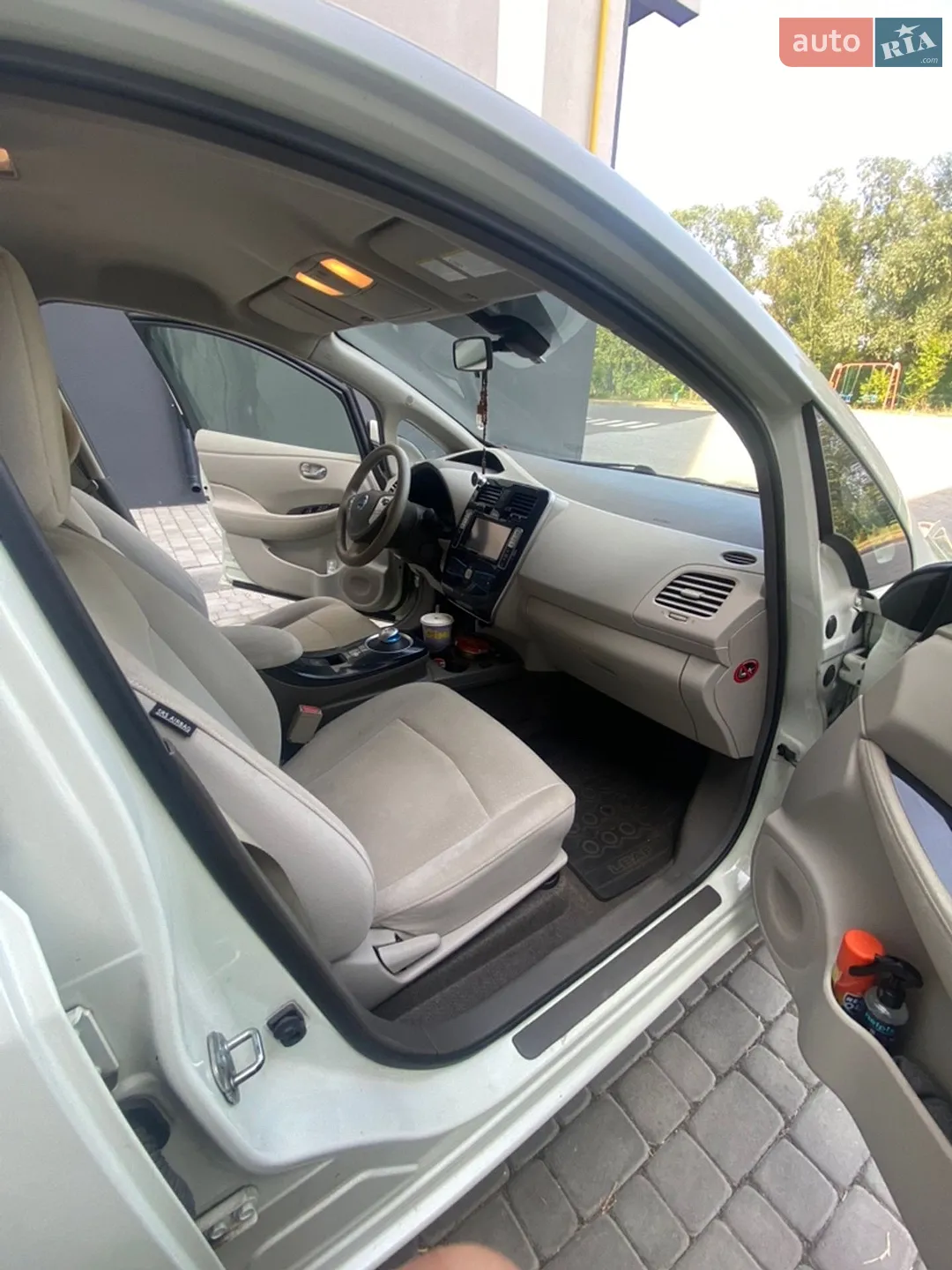 2011 Nissan Leaf - мініатюра 24