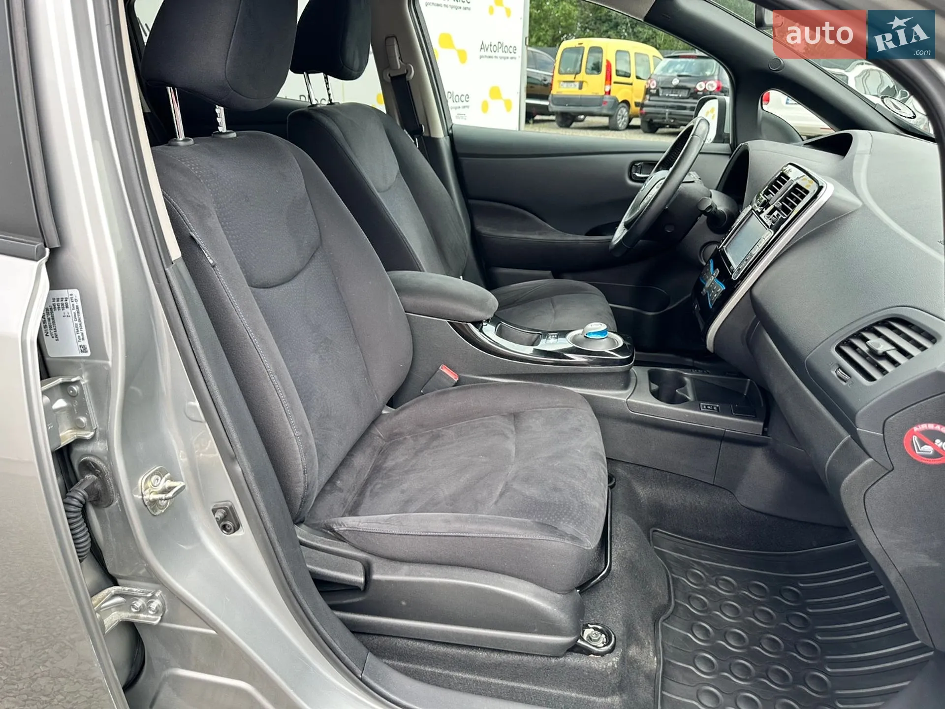 2014 Nissan Leaf - мініатюра 39
